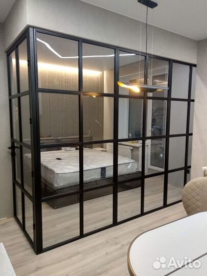 Межкомнатные перегородки, двери, мебель из металла