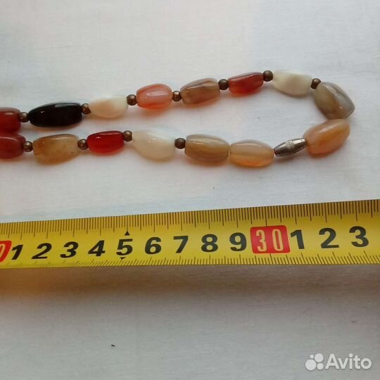 Бусы из натуральных камней