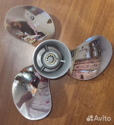 Винт Yamaha 20-30, F20-25 (3x9-7/8x13) Сталь