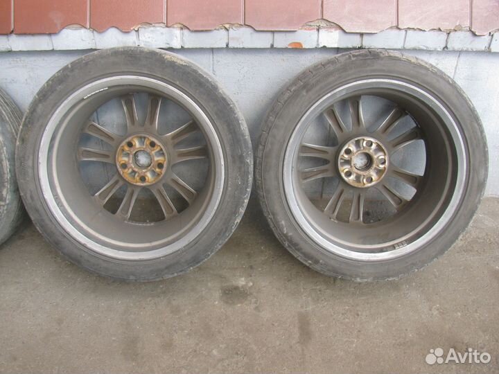 Комплект разношироких колес диски Lexus R18