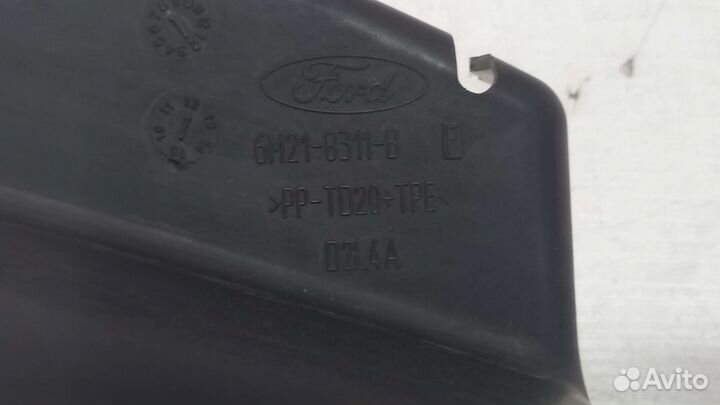 Воздухозаборник радиатора левый Ford Mondeo 4