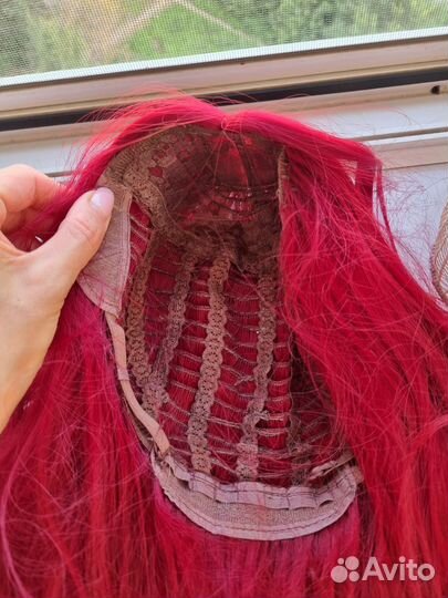Парик красный длинный