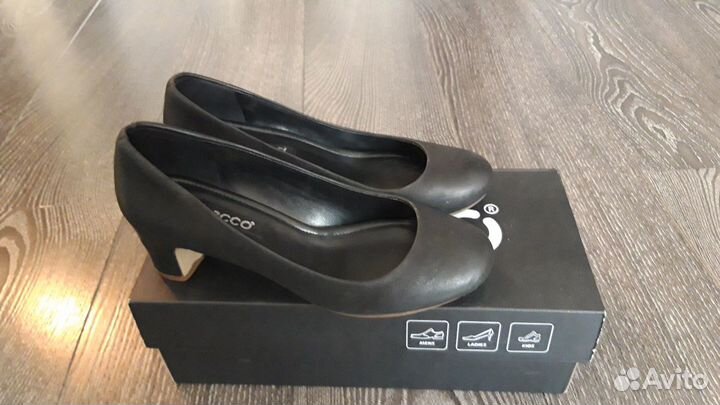 Кожаные туфли ecoo новые