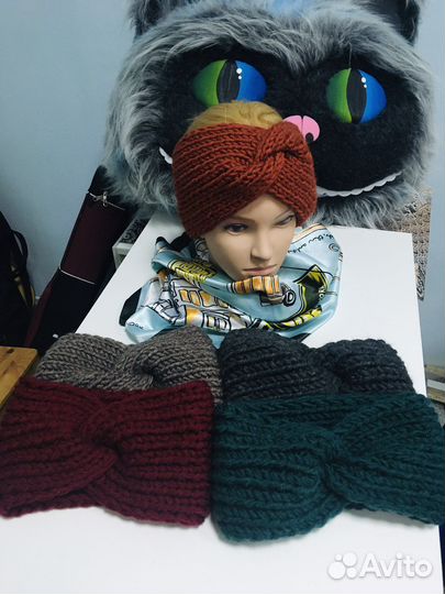 Повязка на голову вязаная