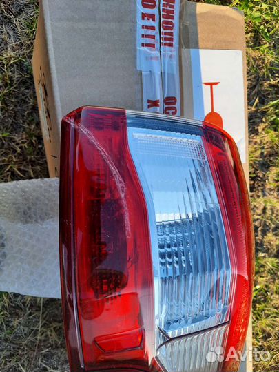 Фонарь задний на nissan qashqai j11