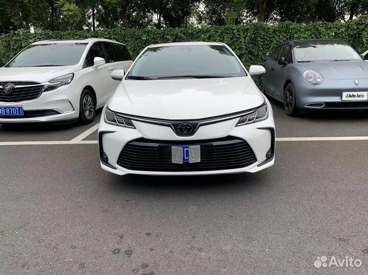 Toyota Corolla 1.2 CVT, 2021, 21 000 км