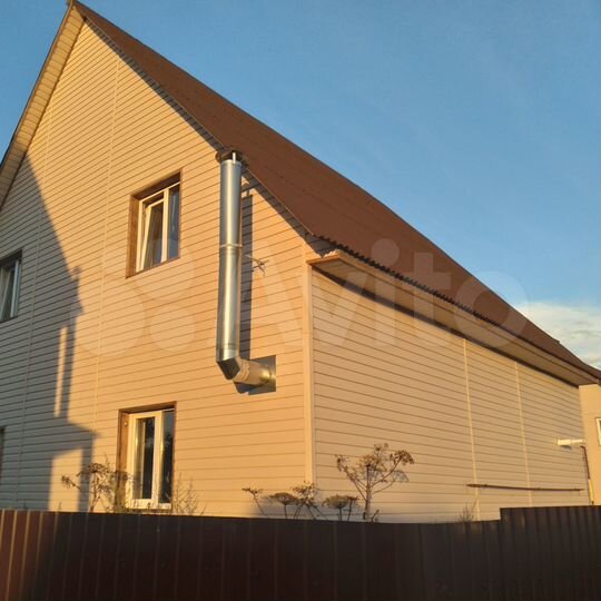 Дом 146 м² на участке 5 сот.