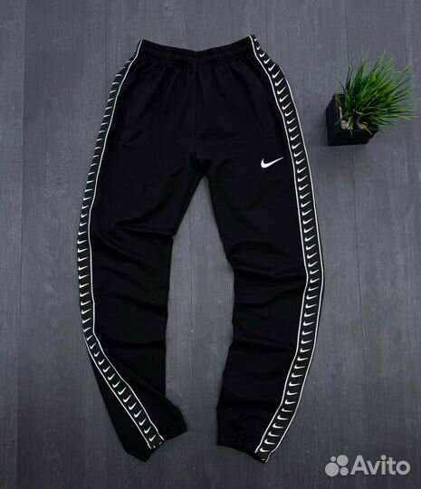 Штаны Nike