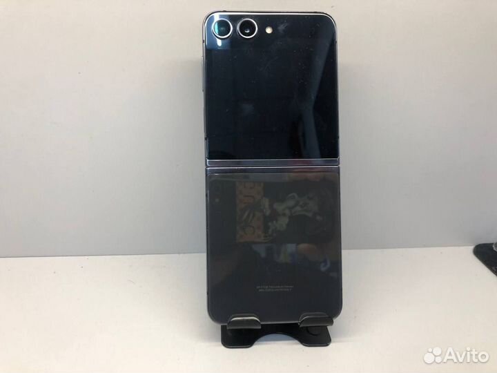 Samsung Galaxy Z Flip5, 8/512 ГБ
