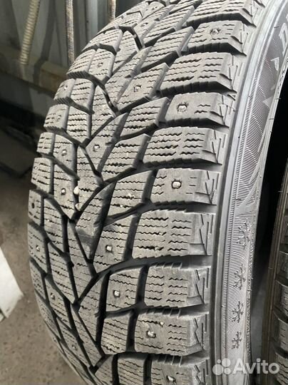 Dunlop SP Winter Ice 02 225/50 R17