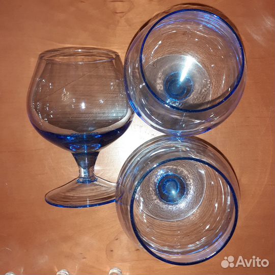 Вазы, бокалы, рюмки цветное стекло, хрусталь