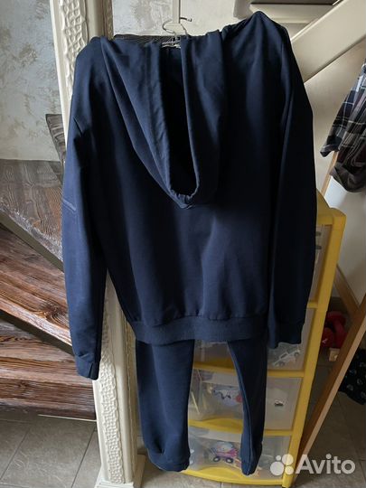 Спортивный костюм на мальчика 152