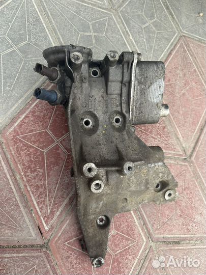 Кронштейн генератора в сборе tfsi cda bzb