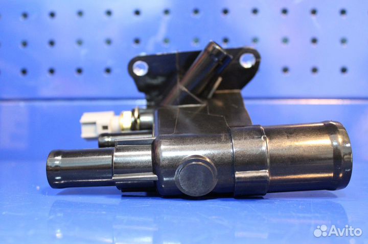 Фланец системы охлаждения Volvo S60