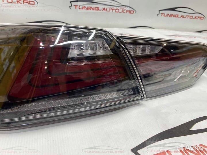 Фонари задние стопы Toyota Camry 70 Lexus St F0126