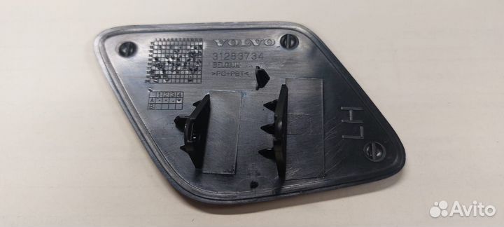 Крышка омывателя фары Volvo V40