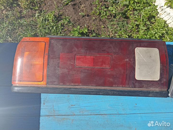 Задние стопы нисанн санни