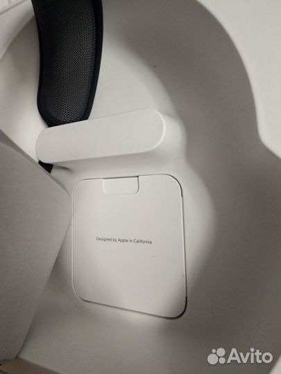 Беспроводная гарнитура Apple AirPods Max