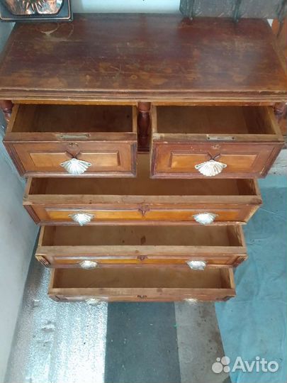 Комплект старинной мебели