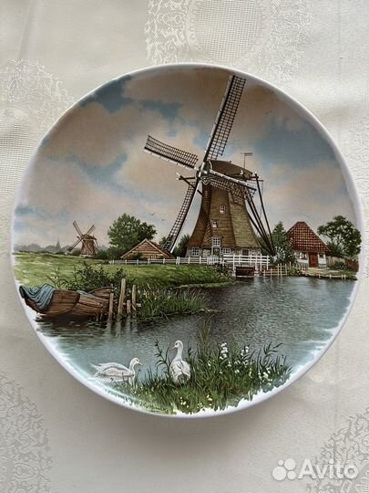 Тарелка Royal Albert Royal Schwabap