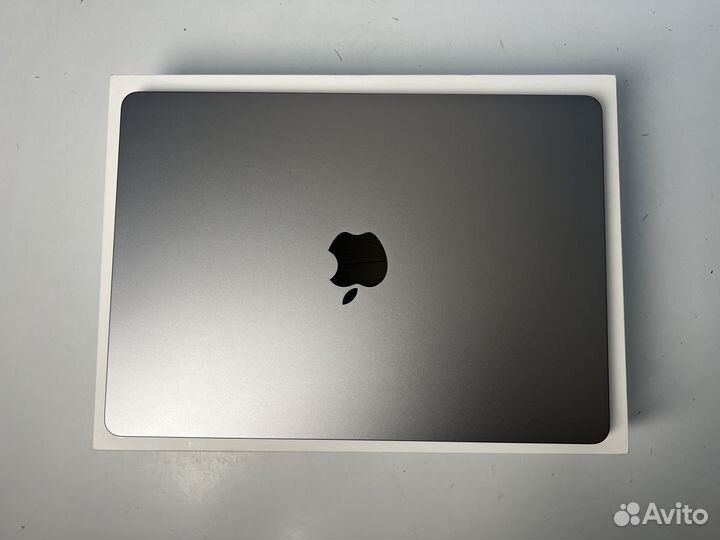 MacBook Air 13 2022 M2/16/256Gb Space Gray, 5 цикл
