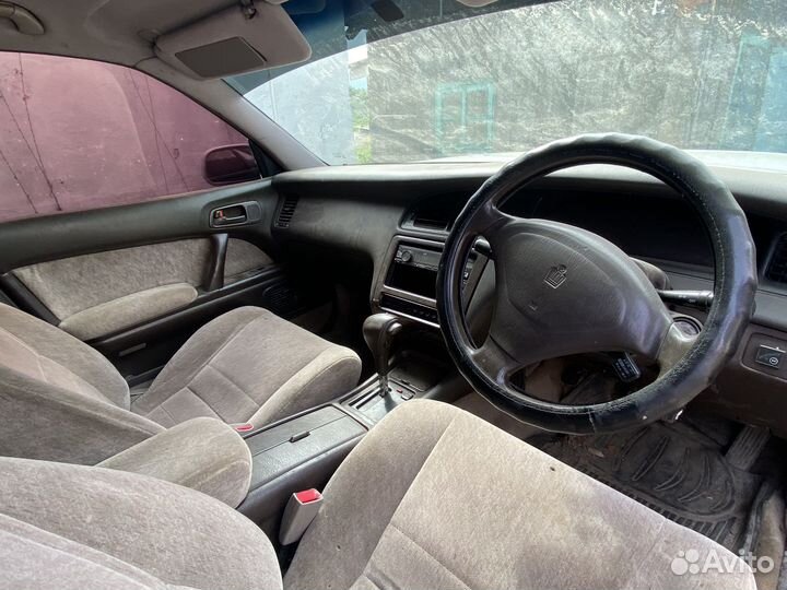 Toyota Crown 3.0 AT, 1993, 300 000 км