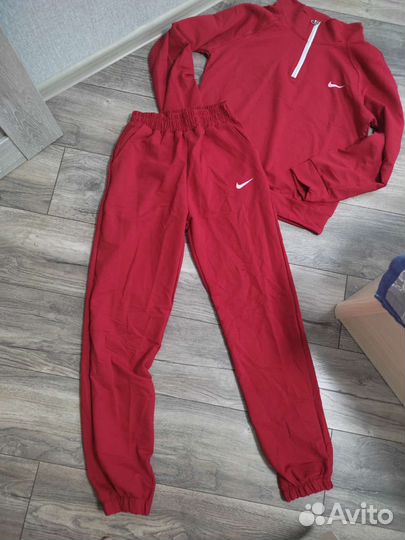 Спортивный костюм женский новый 44 46 размер