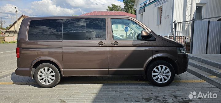 Volkswagen Multivan 2 AMT, 2011, 170 000 км