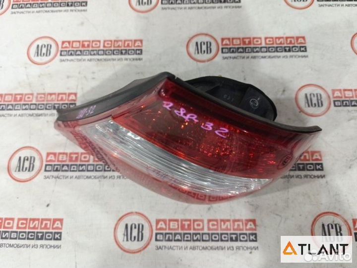 Стоп-сигнал правый toyota camry