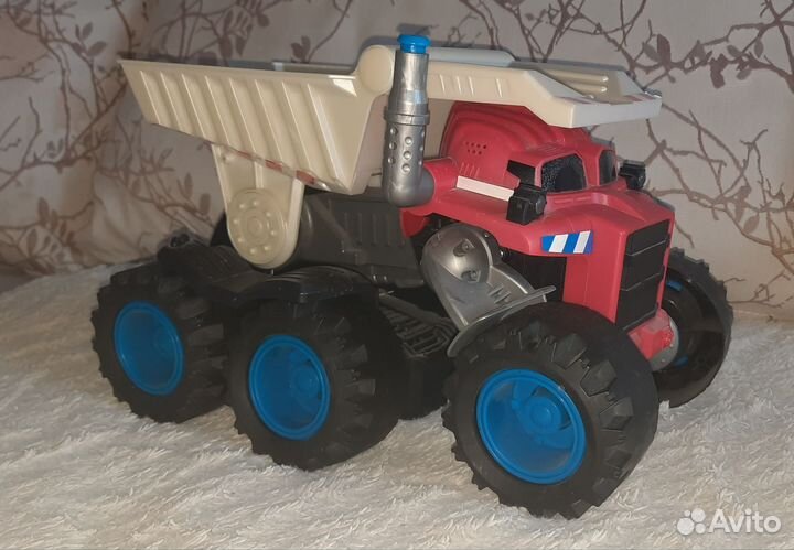 Машинка интерактивная от Matchbox Rocky