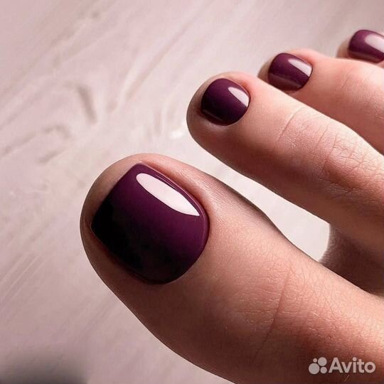 Маникюр и педикюр