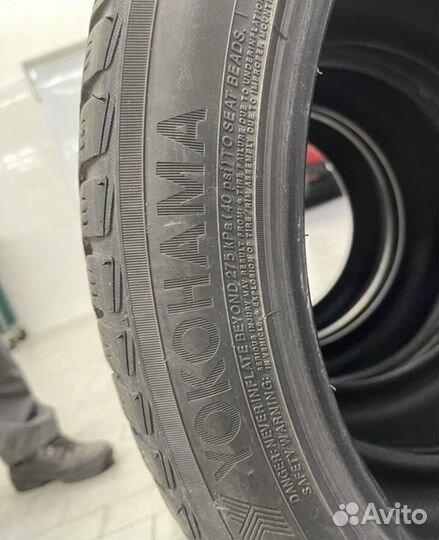 Yokohama BluEarth Winter V905 265/40 R21