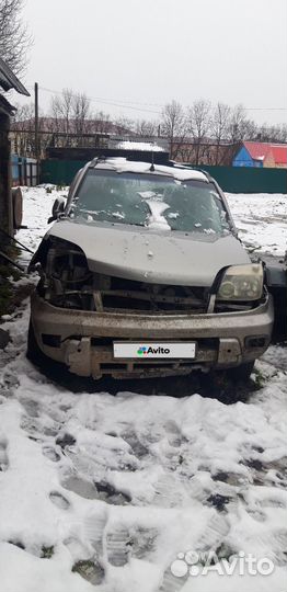 Nissan X-Trail 2.0 AT, 2001, битый, 1 000 км