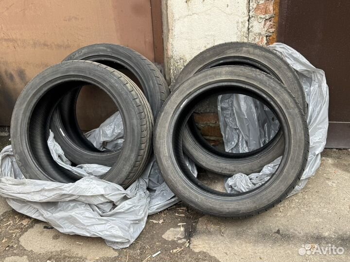 Toyo DRB 225/45 R18 91W