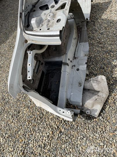 Крыло заднее левое BMW 7-series F01