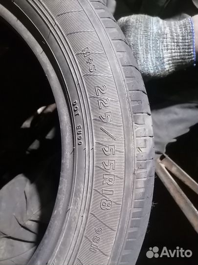 Goodyear American Eagle H2 225/55 R18 20C