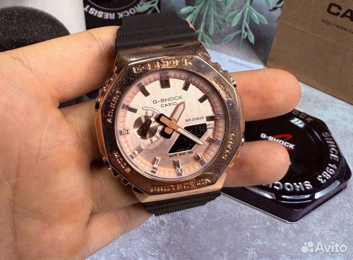 Часы Casio G-Shock GM-2100