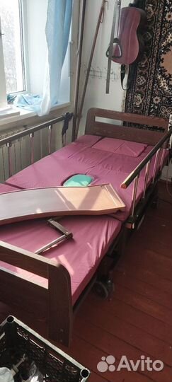 Кровать для лежачих больных MED MOS DB-11A