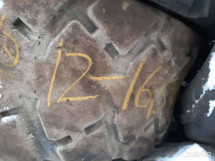 Accelera 12,00 R16.5