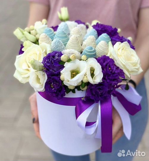 Шляпные коробочки с цветами