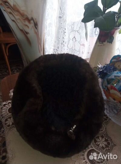 Берет мутоновый