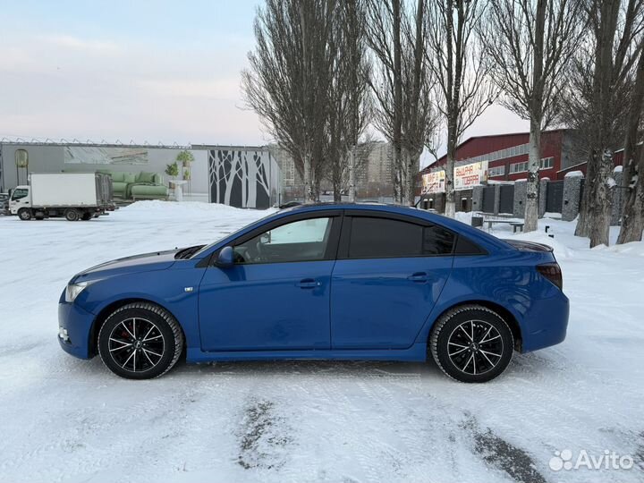 Chevrolet Cruze 1.6 МТ, 2011, 235 000 км