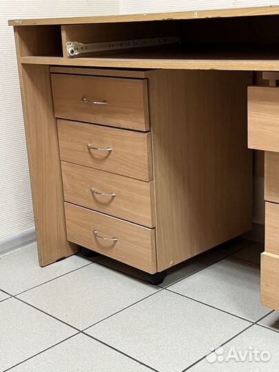 Тумбочка офисная