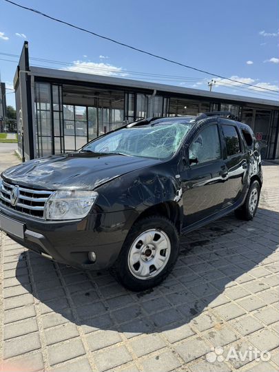 Renault Duster 1.6 МТ, 2012, битый, 139 300 км