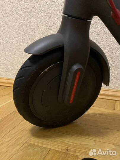 Электросамокат Xiaomi Mijia M365, до 100 кг, black