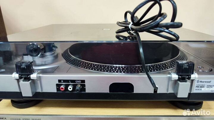Проигрыватель винила Sherwood PM9805