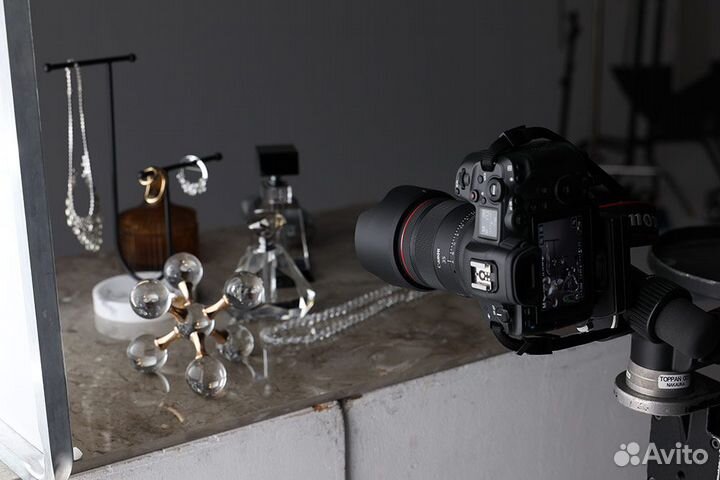 Объектив Canon RF 35mm f/1.4 L VCM