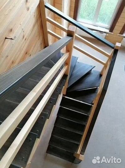 Лестница для офиса