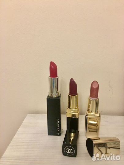 Помада Chanel, Givenchy, Avon