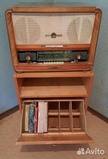 Деревянная тумба-ретро из 60-х